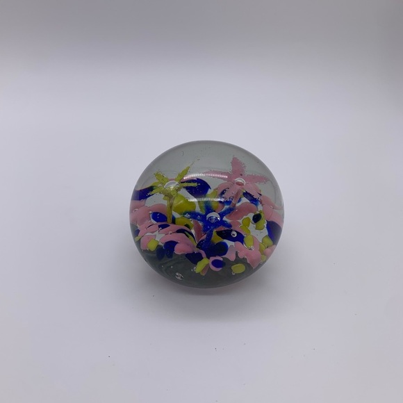 Stunning Vtg. Cobalt Blue Pink & Yellow Flowered Art Glass PAPERWEIGHT 3” - Picture 7 of 14